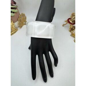 Chunky Caged Lucite White Bangle Vintage Bracelet Bangle Size 8